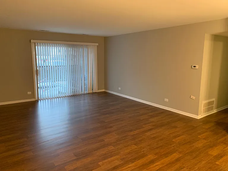 4608 Euclid Ave #1C — Photo 8