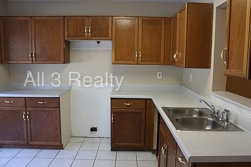 3rd image of 2963 Heritage Villas Dr