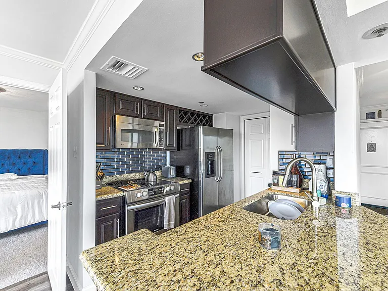 3525 Sage Rd #1115 — Photo 9