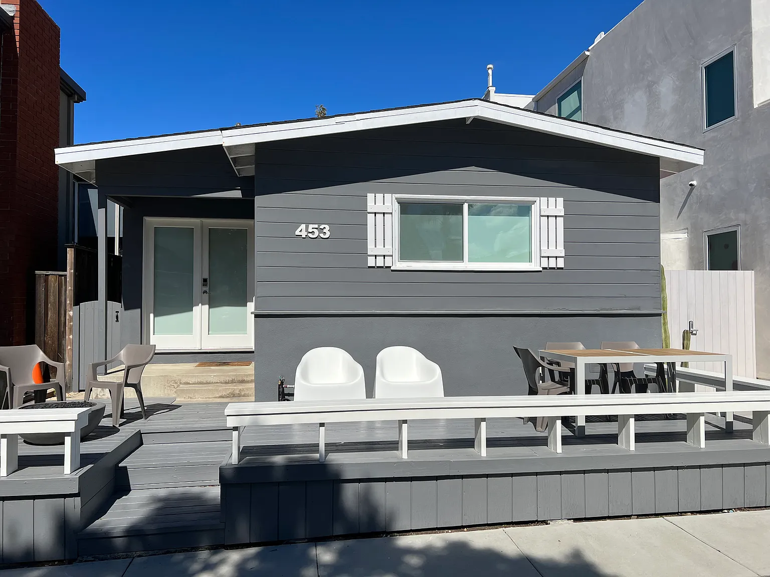 2 bed, 887 sqft, $9,000 — Photo 2
