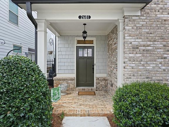 3rd image of 2681 Telfair Ln