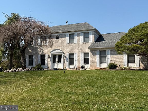2nd image of 1038 Fawn Dr
