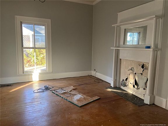 4th image of 59 S Fayetteville St