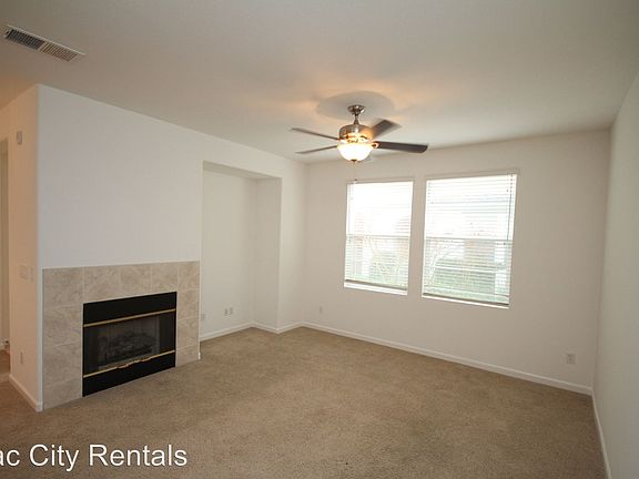 4th image of 8140 Crystal Walk Cir