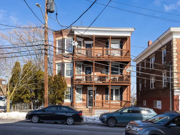 69 Harbor St, Salem, MA 01970