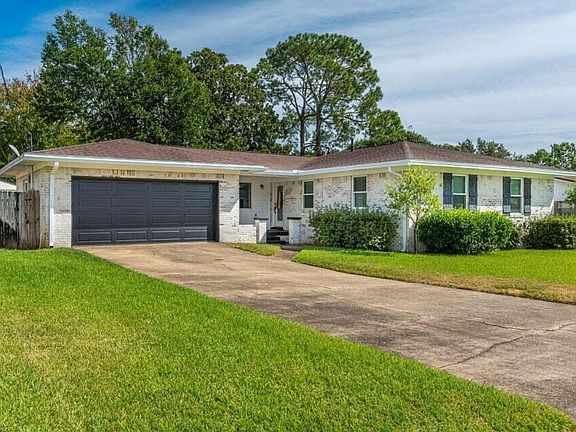 4th image of 149 Brewer Cir