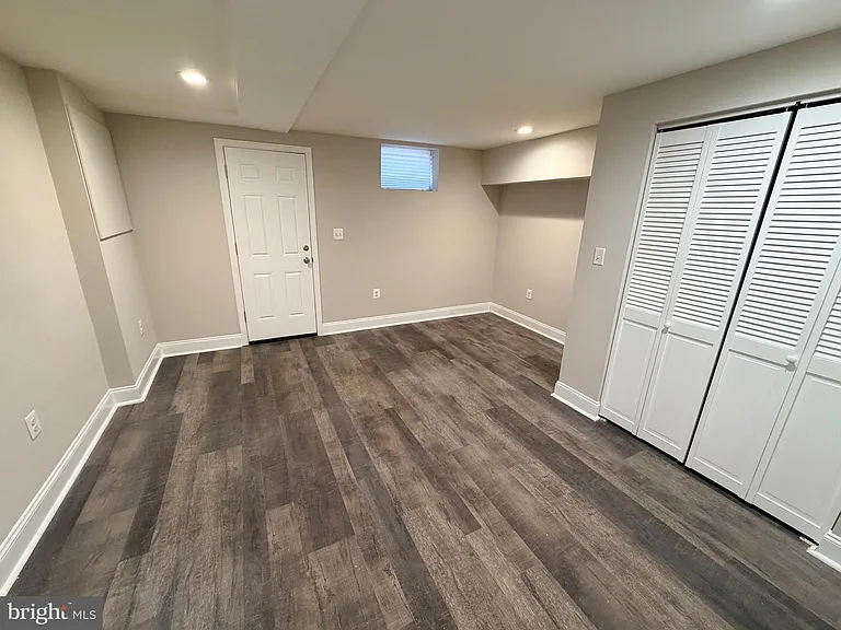 607 Cheraton Rd — Photo 17