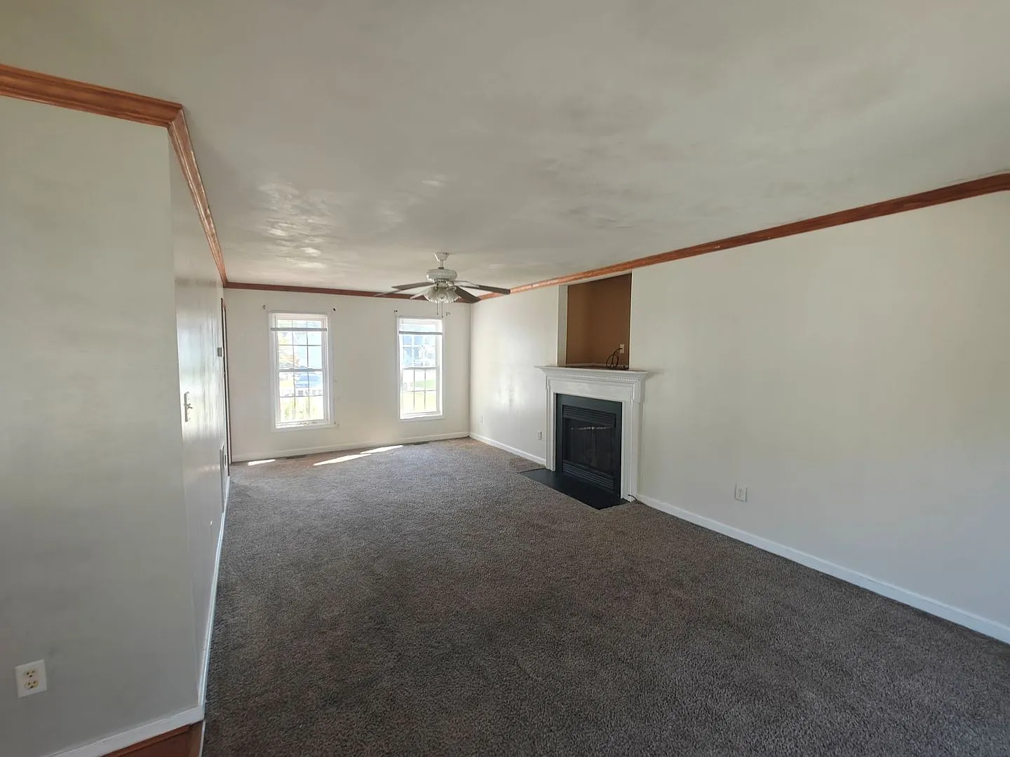 4 bedroom home on Cul-De-Sac — Photo 4