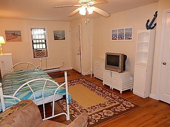 4th image of 316 Sea Street #E