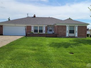 4318 Drowfield Dr, Dayton, OH 45426