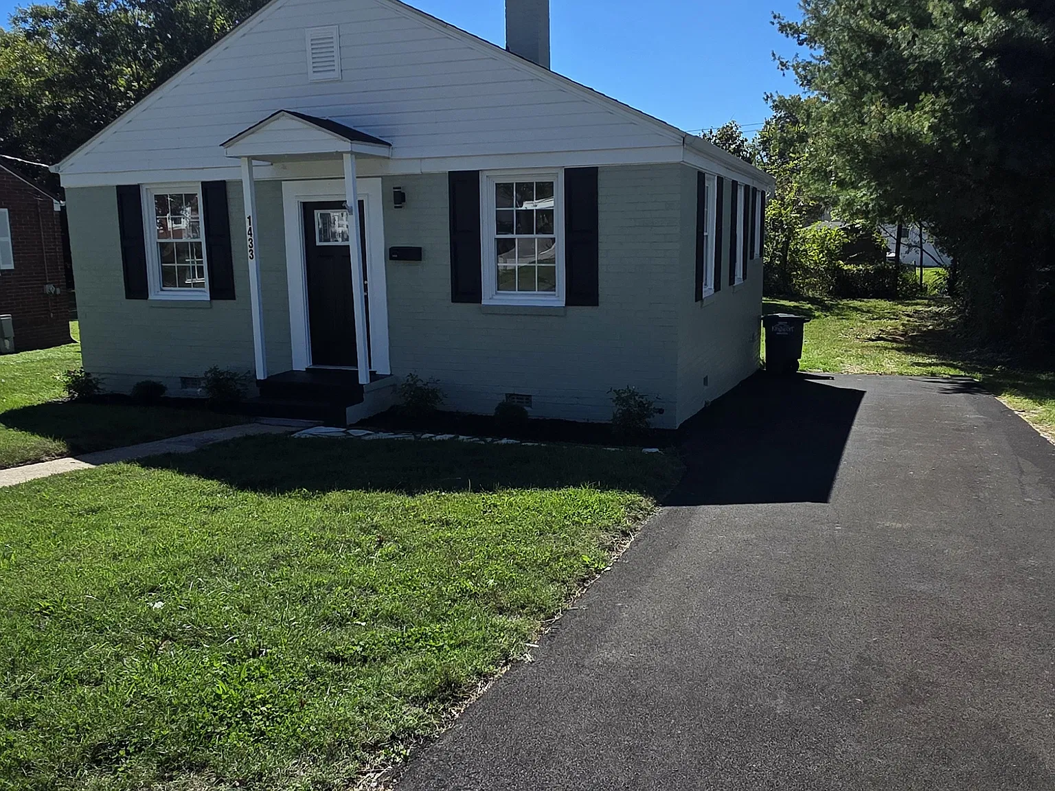 1433 Garden Dr — Photo 1