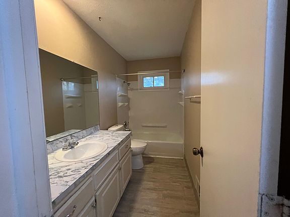 3rd image of 8505 S 47th St