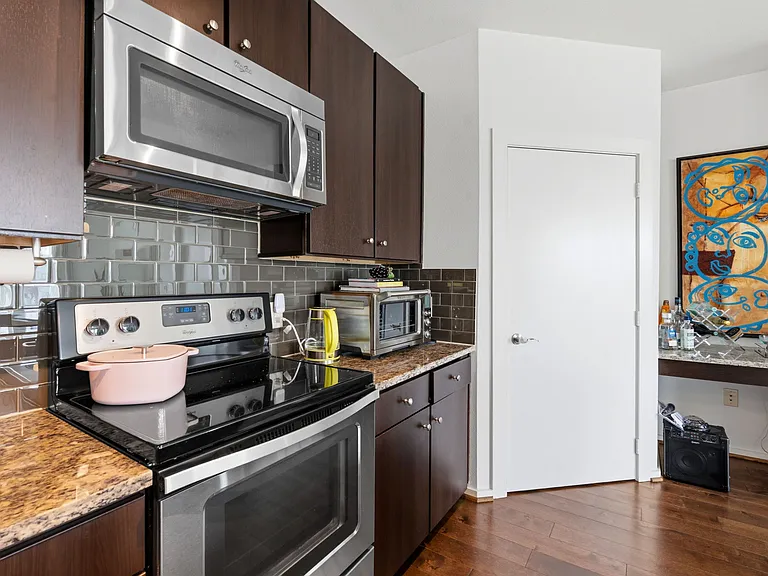 1900 Barton Springs Rd #5021 — Photo 11
