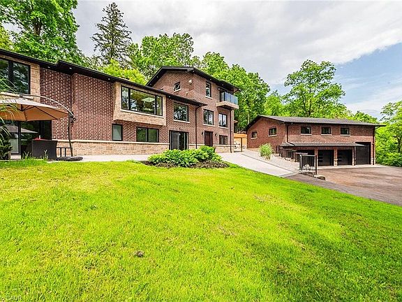 5th image of 8949 Mississauga Rd