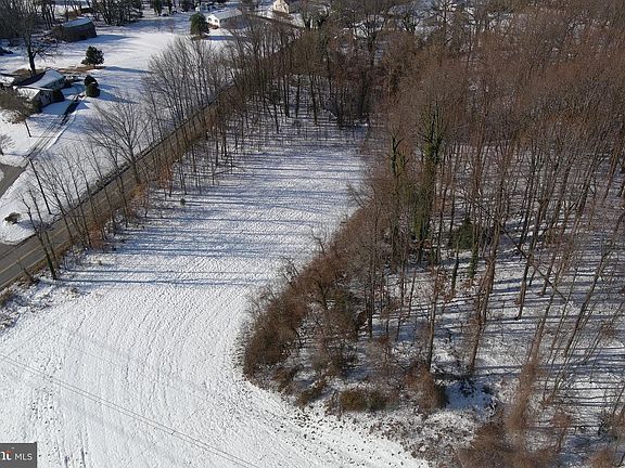 3rd image of 60 Friendship Rd