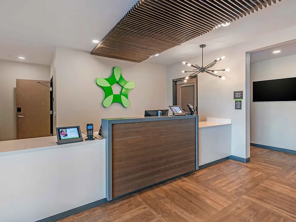 Lobby and Guest Check-in