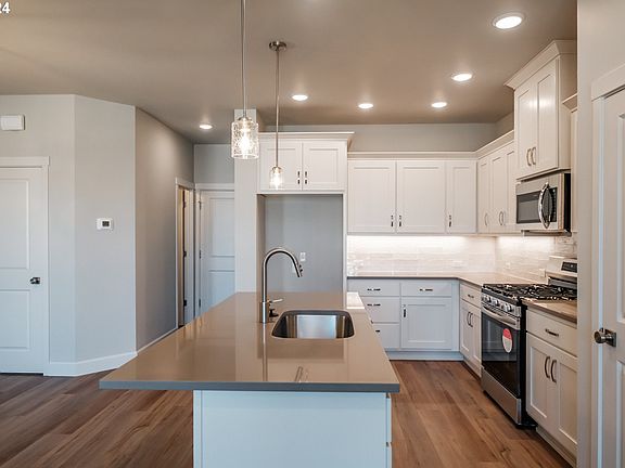 5th image of 8441 SE Shale Ln