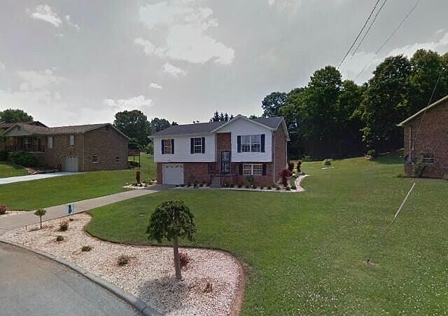 1st image of 307 Lindsey St