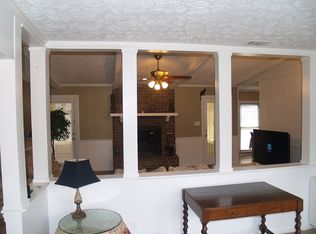 212 Pine Grove Dr, Savannah, GA 31419