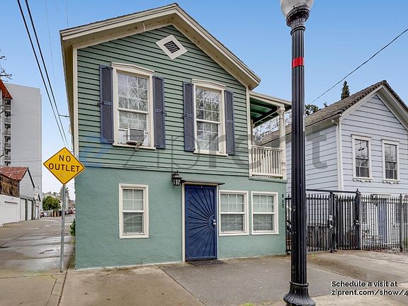 2nd image of 517 13th St APT A