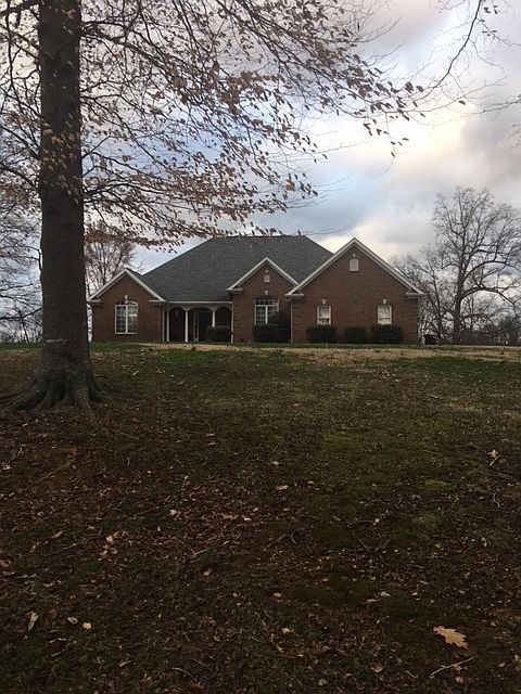 1st image of 586 Brentwood Est