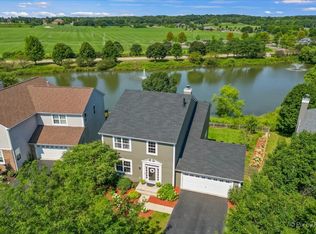 409 Horizon Dr W, Saint Charles, IL 60175