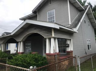 5325 Maccorkle Ave SW #B, Charleston, WV 25309