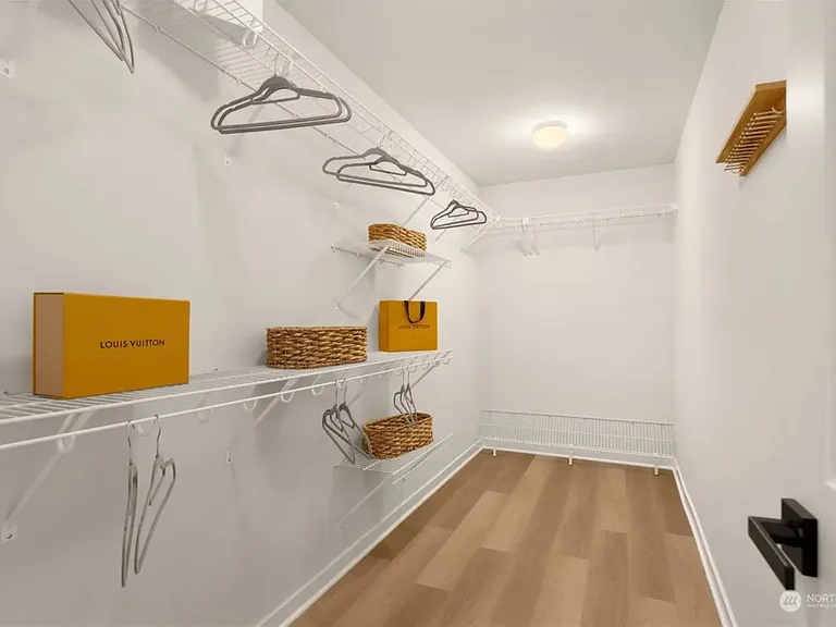 Walk-in closet