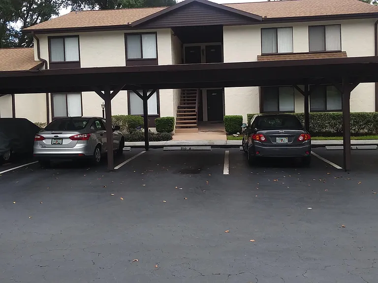 510 Fairways Cir #A — Photo 2
