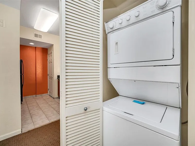 8103 Resort Village Dr #2211 — Photo 7