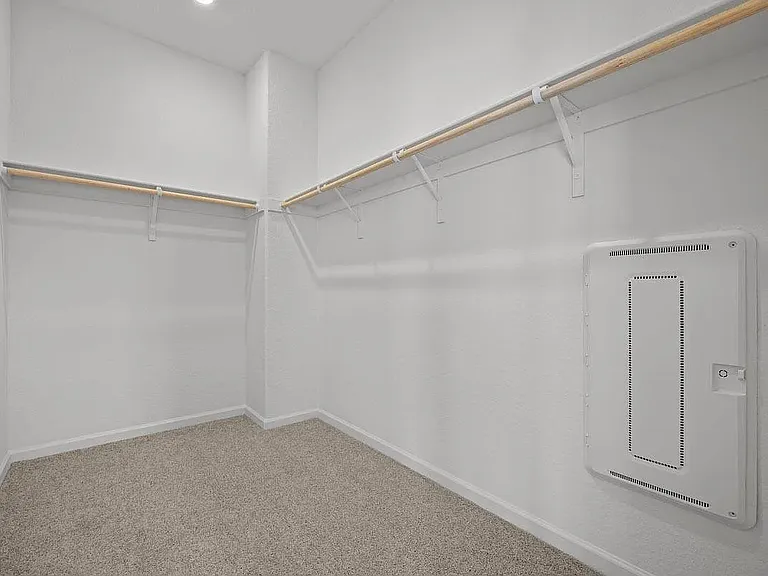 2411 Barolo St — Photo 21