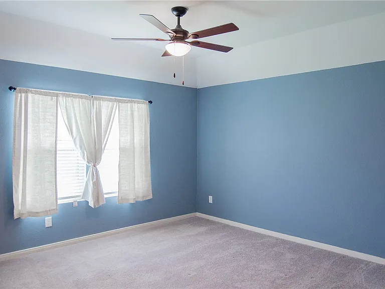 6021 Toby Bnd — Photo 17