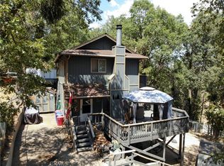 465 Dunant Dr, Crestline, CA 92325