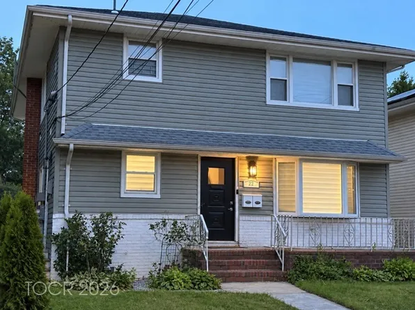 22 Bernice Pl, Lodi, NJ 07644