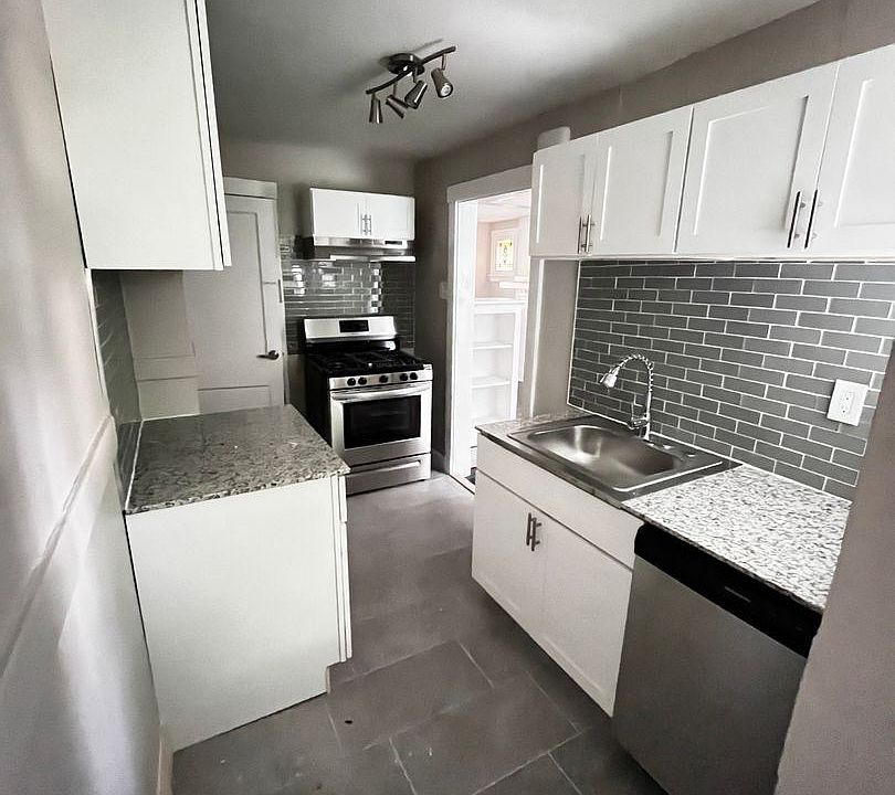 1st image of 782 Shady Dr E #2880836