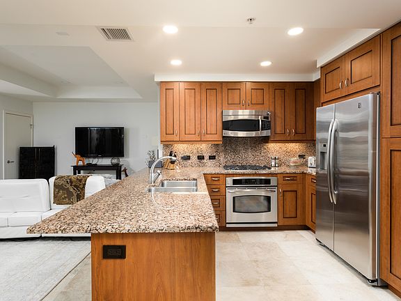 3rd image of 7127 E Rancho Vista Dr Unit 2004