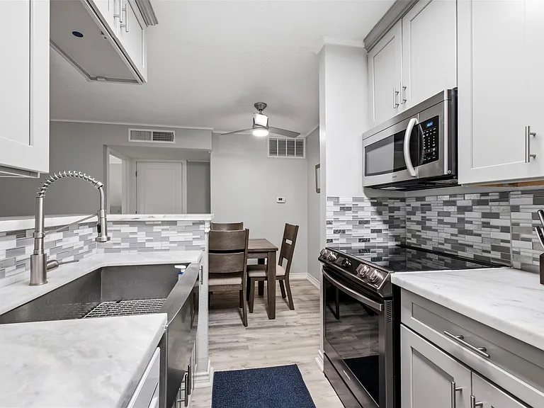 11201 Lynbrook Dr #3812 — Photo 9