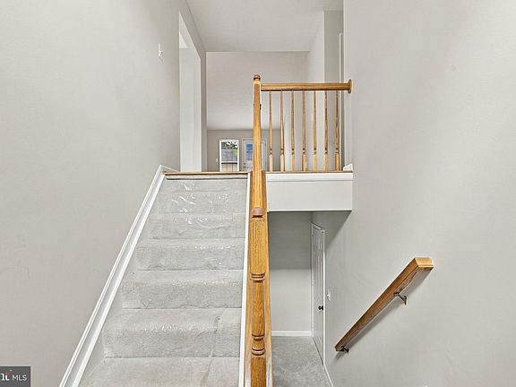 4th image of 45546 Shannon St