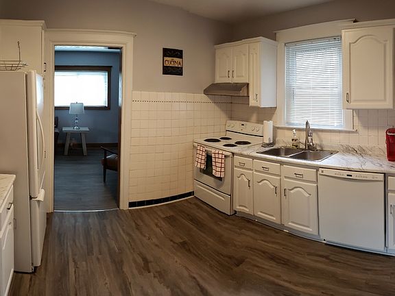 3rd image of 473 Erie St E #1A