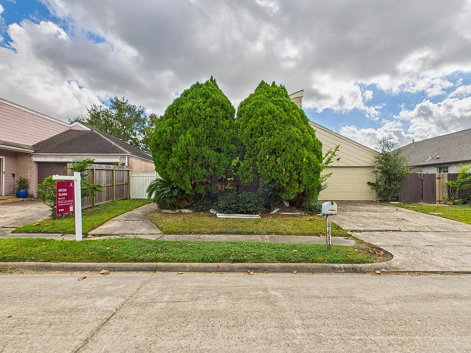 7611 Hopewell Ln