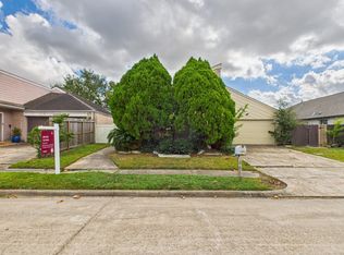 7611 Hopewell Ln, Houston, TX 77071