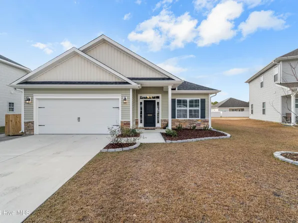 1003 Manhatten Ct, Richlands, NC 28574