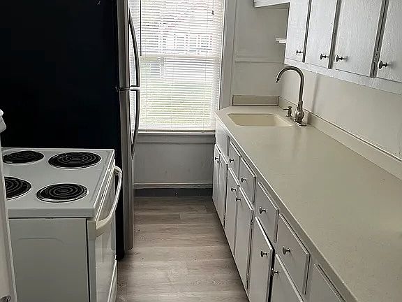 3rd image of 3001 Bellewood Ave APT 3