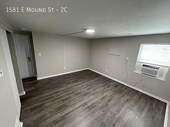 5th image of 1581 E Mound St #2C