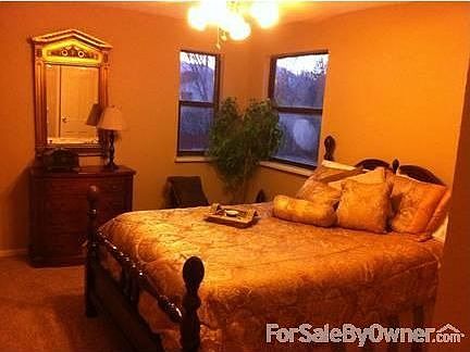 Master Bedroom
						:
						Main level Master Bedroom has ensuite bathroom with shower and walk-in closet!