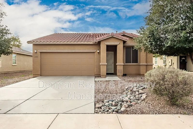 7419 W Glass Ln