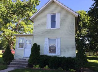 800 E Waterford St #1, Wakarusa, IN 46573