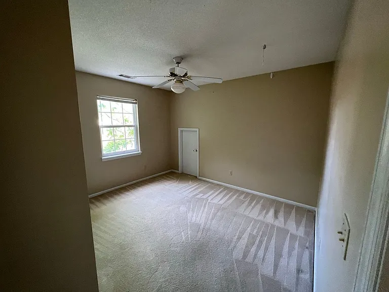 1635 Pondside Dr — Photo 15