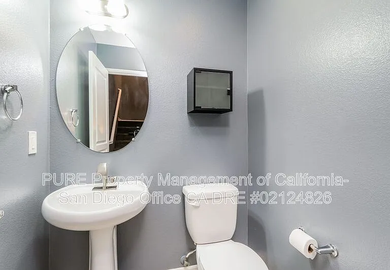 740 Mariposa Cir — Photo 17