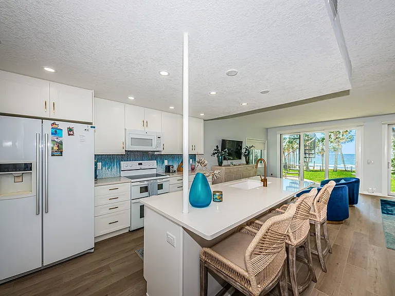 16800 Gulf Blvd #5 — Photo 19